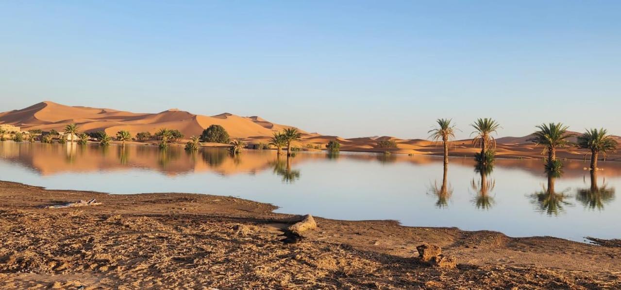 Отель Oasis Luxury Camp Мерзуга Экстерьер фото