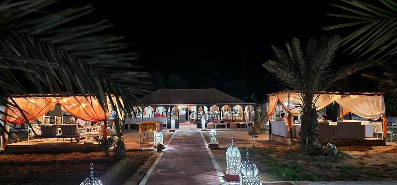 Отель Oasis Luxury Camp Мерзуга Экстерьер фото